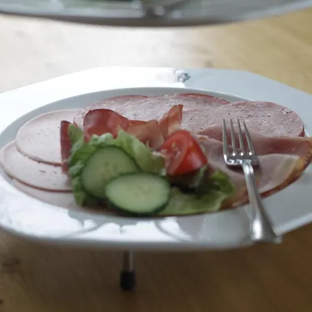 Πανσιόν Hirsch Ersingen